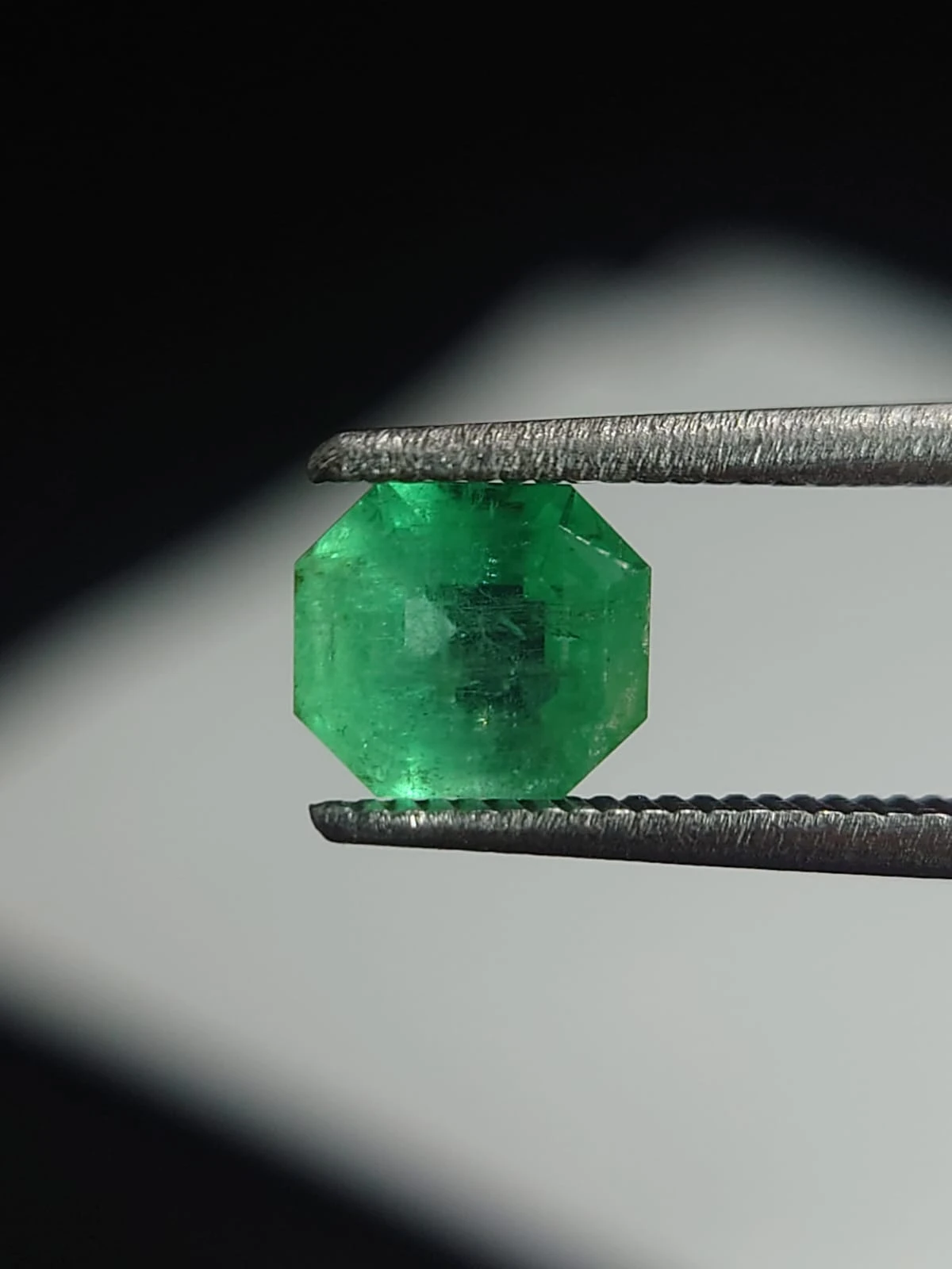 0.90ct Natural Emerald from Panshir Afghanistan — view 5